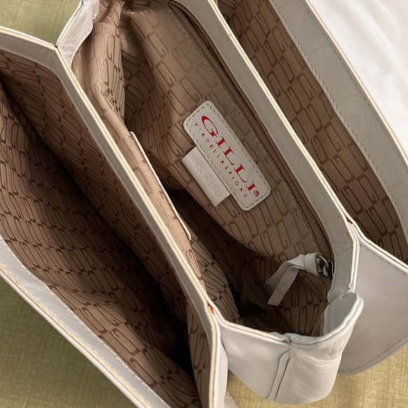 Gilli made in Italy Banana Bag - Picture 4 of 12